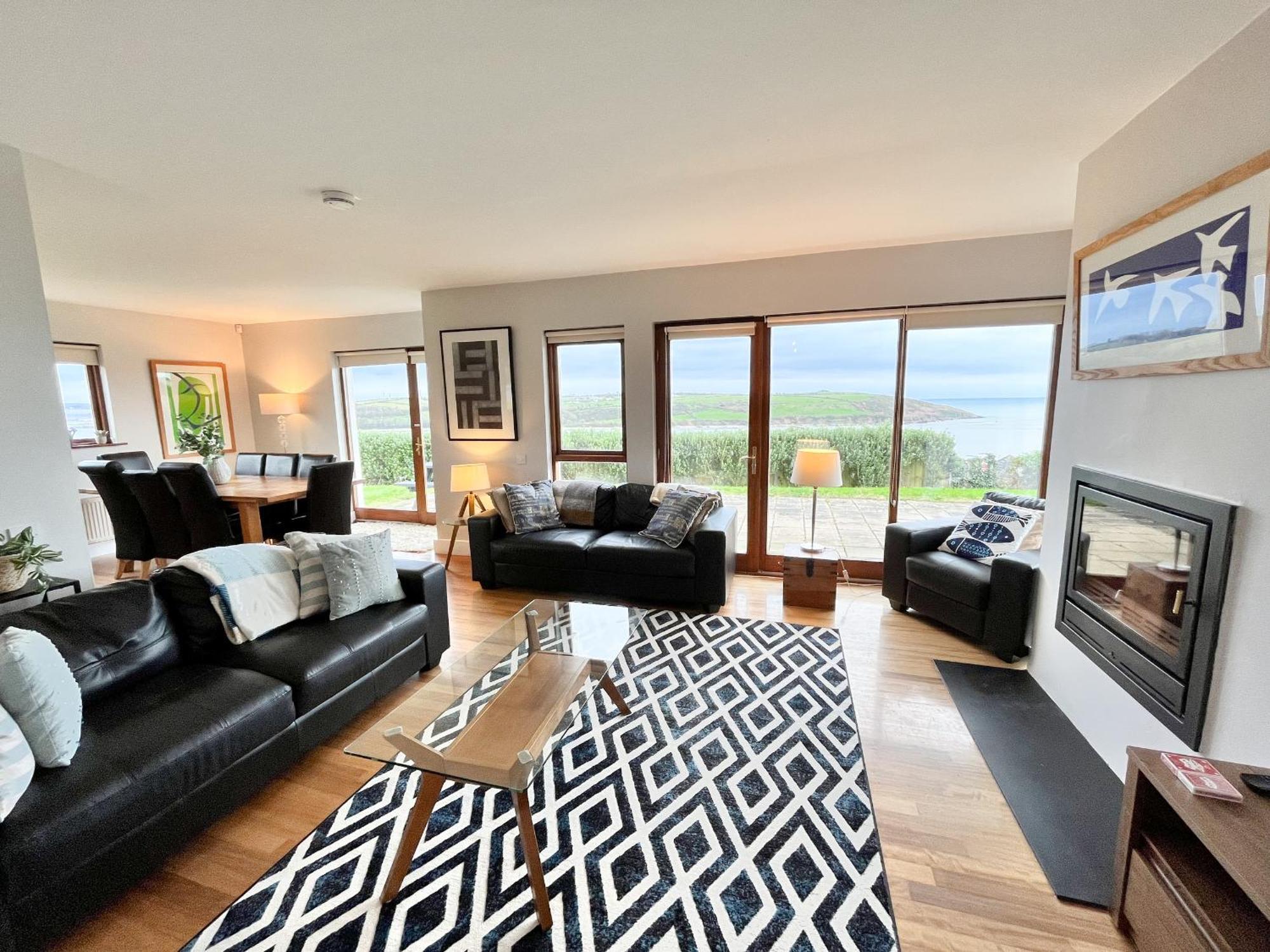 Sea Haven - My Tranquil Costal Retreat - Commanding Views Villa Youghal Exterior photo