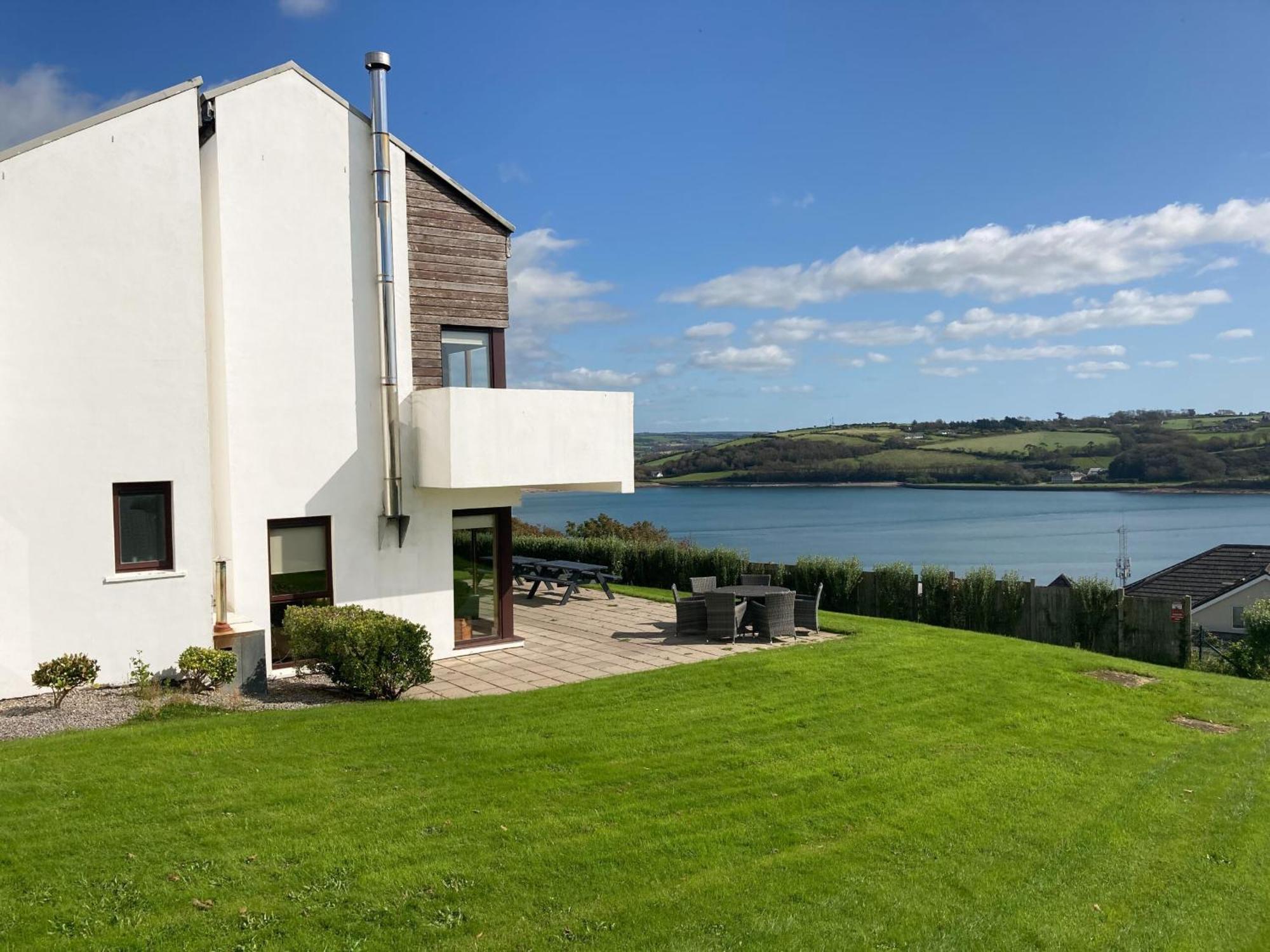 Sea Haven - My Tranquil Costal Retreat - Commanding Views Villa Youghal Exterior photo
